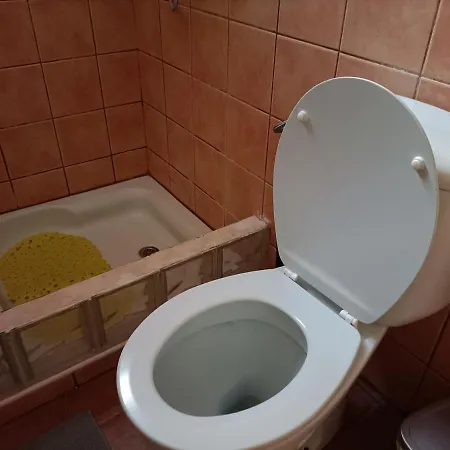 Matrimonial En Un Bajo Bano Compartido Areas Compartidas Σπίτι διακοπών *